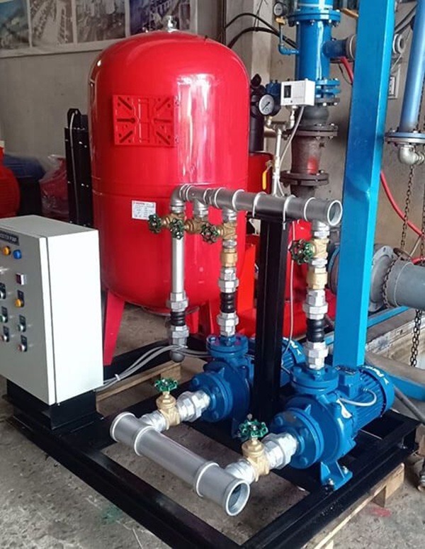 Cần mua bình tích áp 100 lít 10 bar 3 Ung-dung-thuc-tien-cua-binh-tich-ap-varem